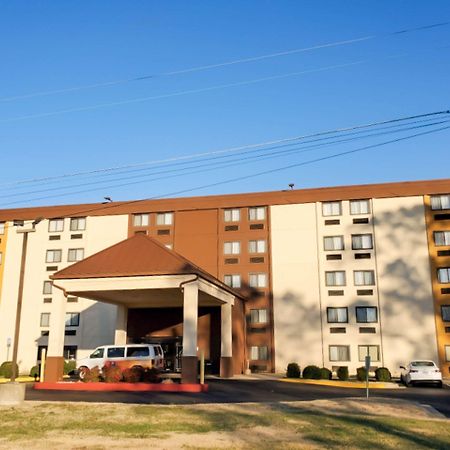 Comfort Inn Оксън Хил Екстериор снимка