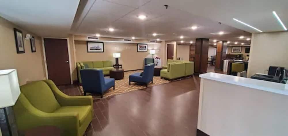 Comfort Inn Оксън Хил Екстериор снимка