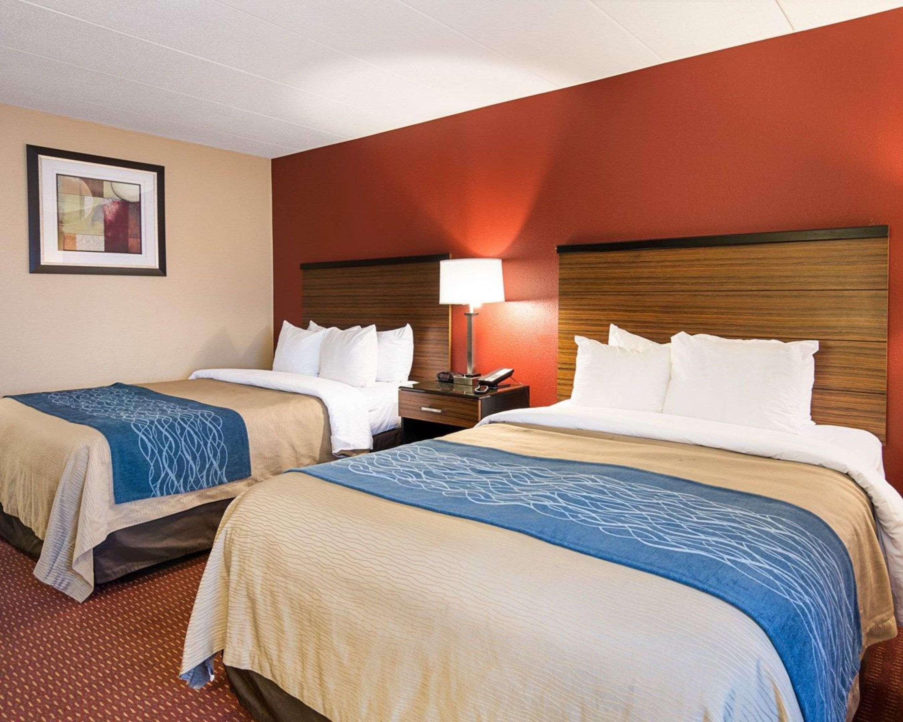 Comfort Inn Оксън Хил Екстериор снимка