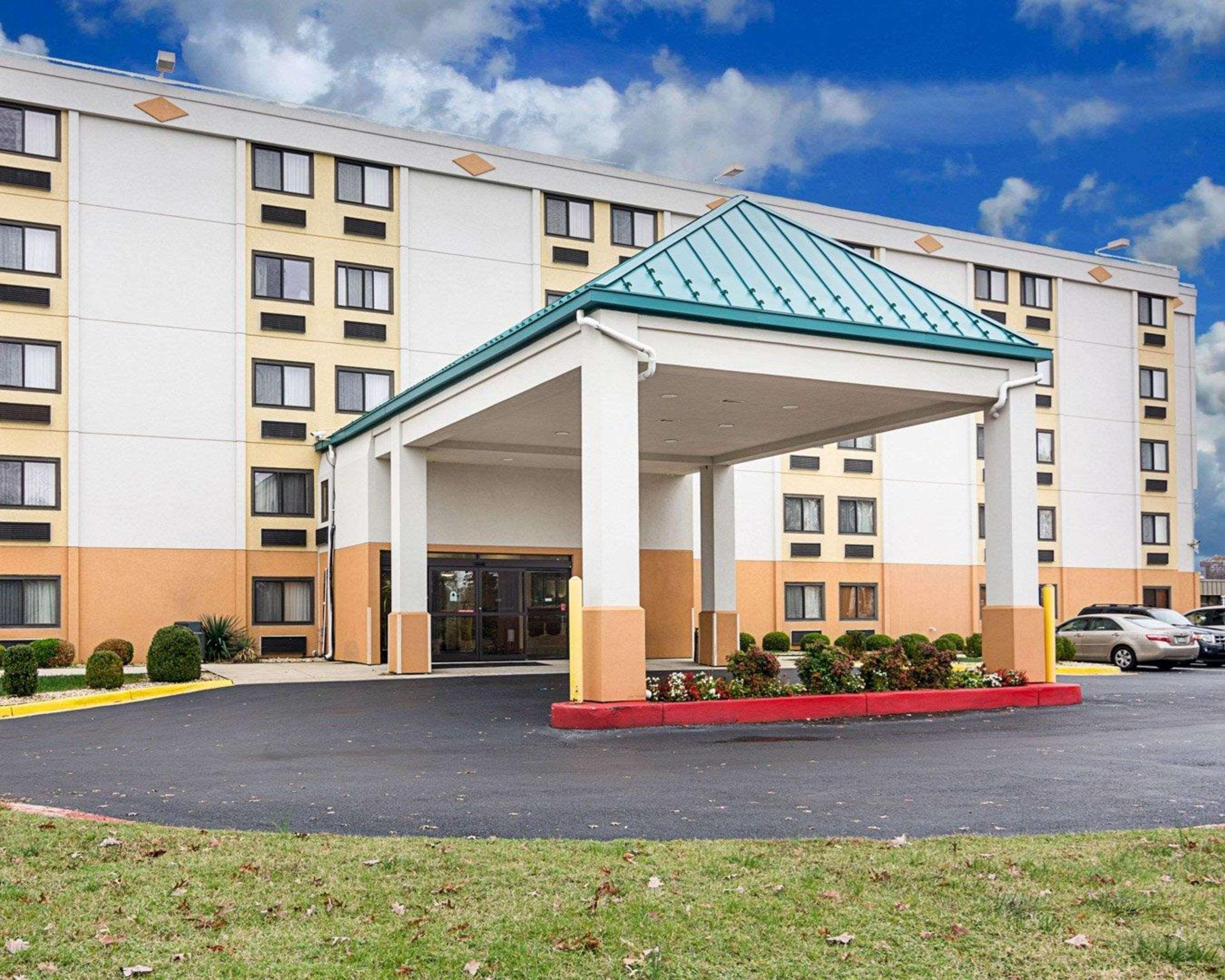 Comfort Inn Оксън Хил Екстериор снимка