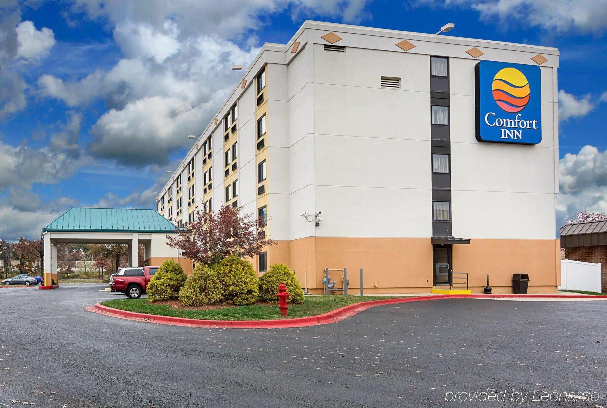 Comfort Inn Оксън Хил Екстериор снимка